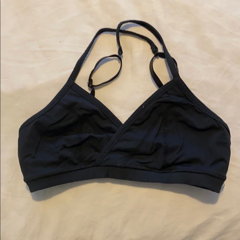 Lulu crossed back sports bra
